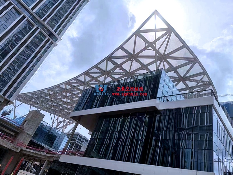 縱使烈日炎炎，腳步從未止歇！海南這個ETFE氣枕膜項目施工進(jìn)度有最新消息