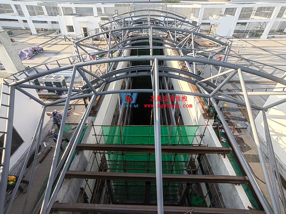 全力以赴高效推進項目施工，高質量完成建設任務