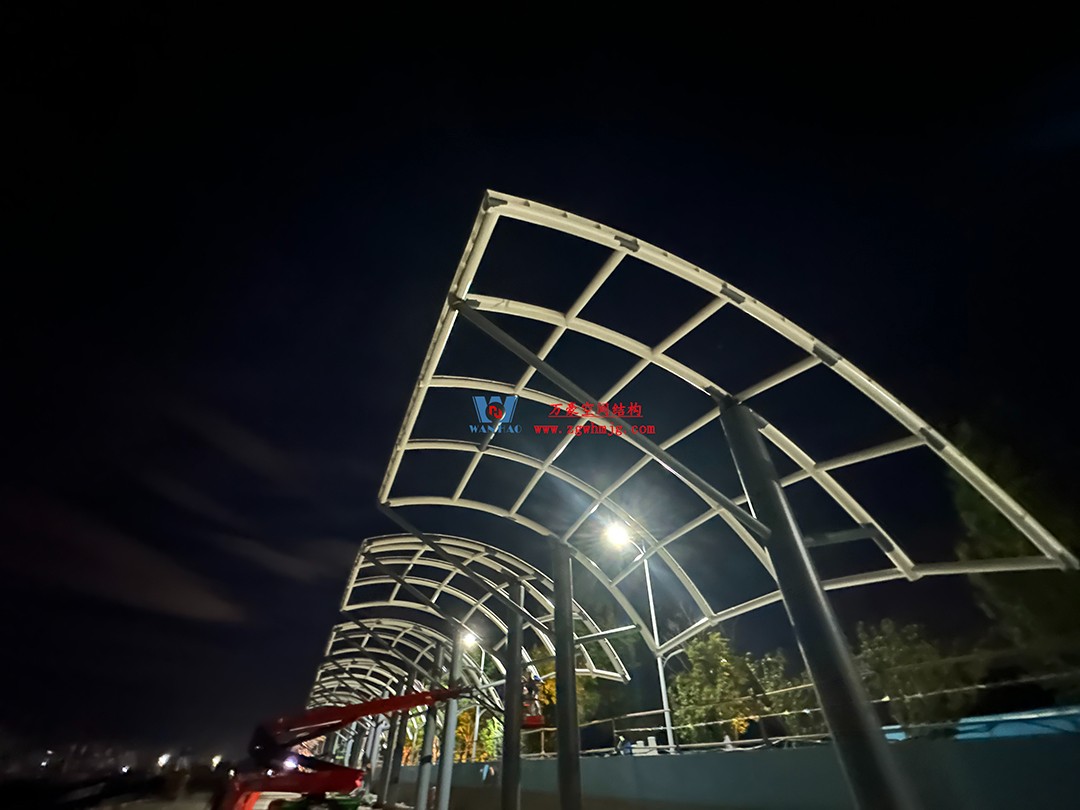 全面加速建設(shè)，創(chuàng)建優(yōu)質(zhì)精品工程